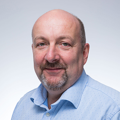 Headshot of Robert McCausland. 